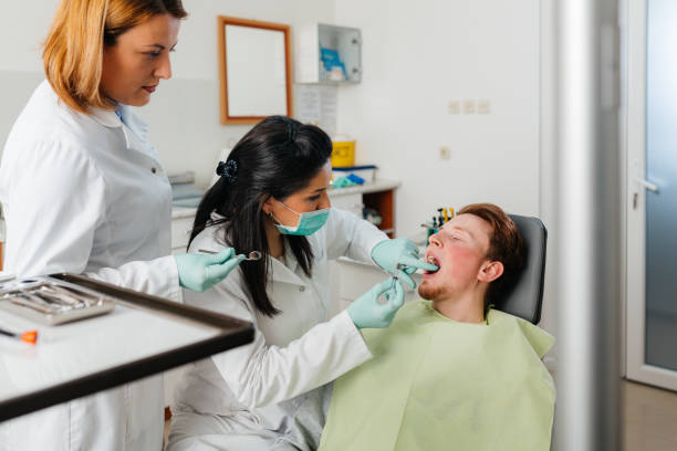 Best Emergency Denture Repair in Renova, MS